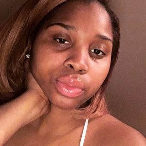 Meet your Posher, Monae